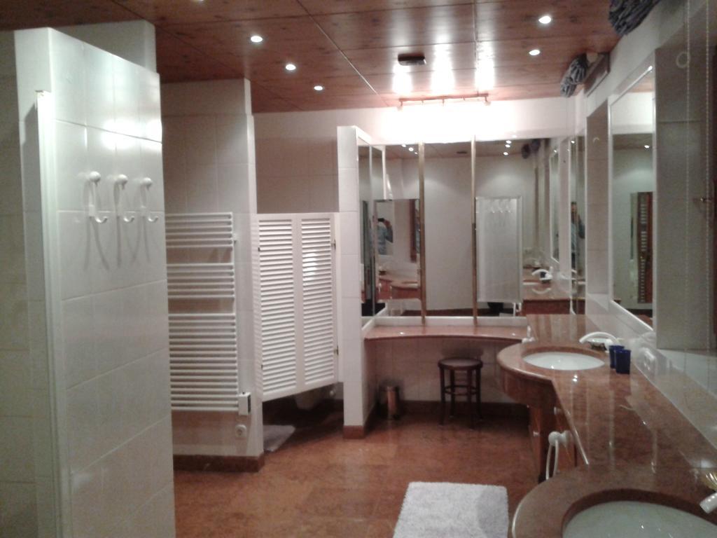 Ski & Golf Apartment צל-אם-זי חדר תמונה